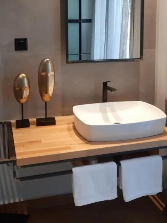 Sroom Apartment Mesolóngion Екстериор снимка