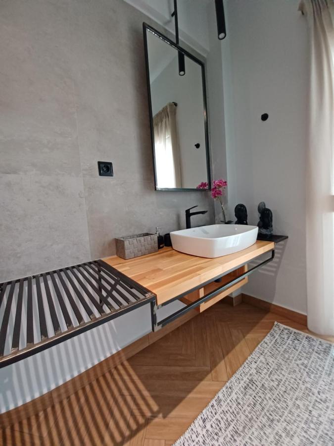 Sroom Apartment Mesolóngion Екстериор снимка